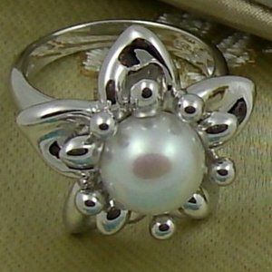 Honora Cultured Pearl 9.5mm Button Flower Ring